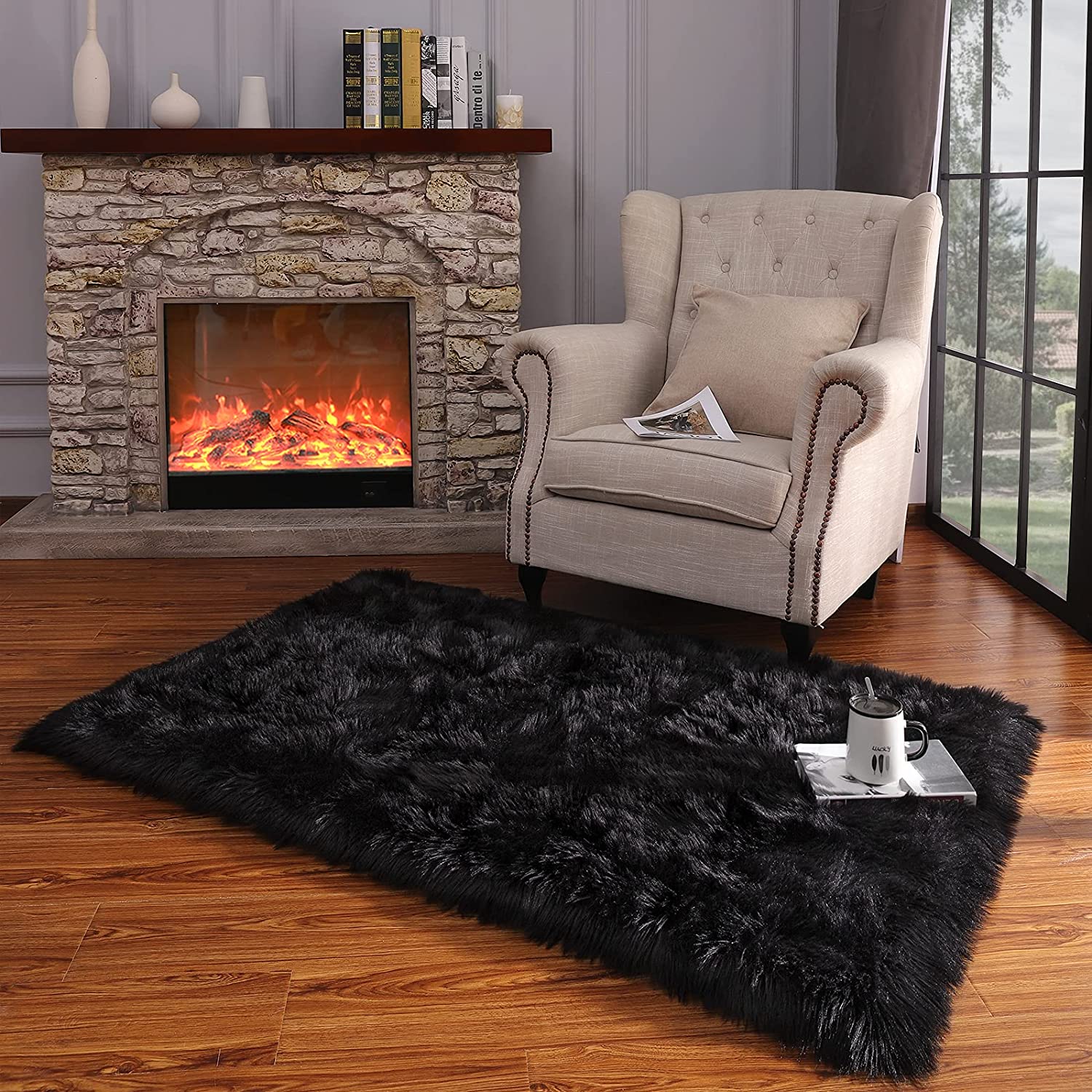 Dwelke Faux Black Fur Rug Ultra Soft Fluffy Sheepskin Fur Area Rugs for Bedroom Carpet Sofa Living Room