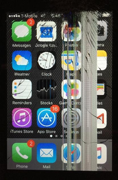 iPhone4S brokenscreen 415x633