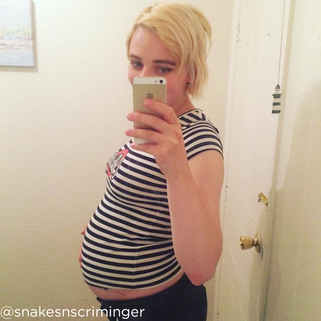 19 weeks pregnant belly snakesnscriminger