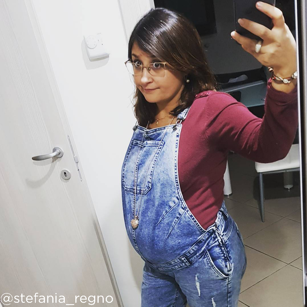 25 weeks pregnant bump @stefania regno