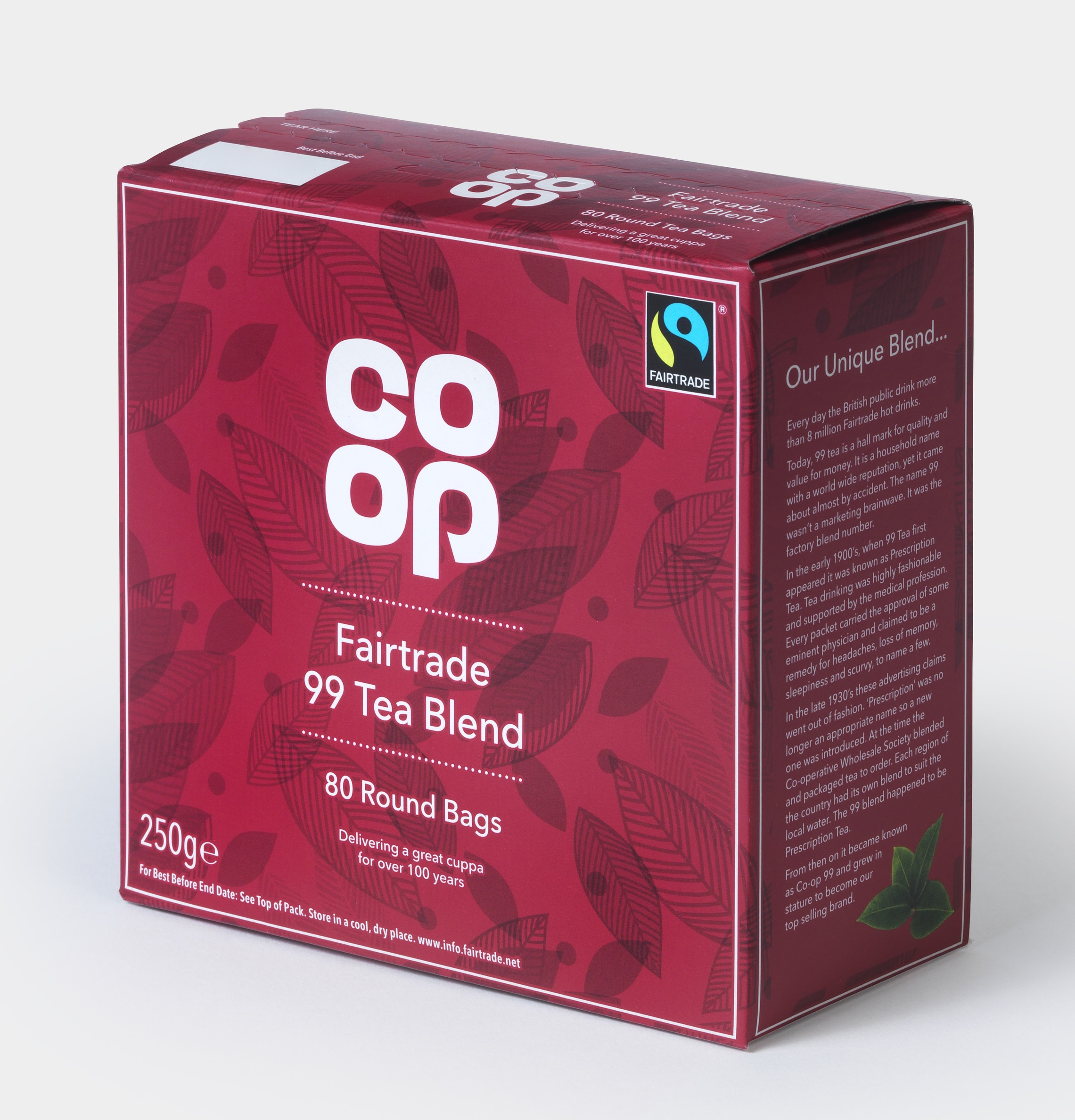 co-opの赤い紅茶の箱