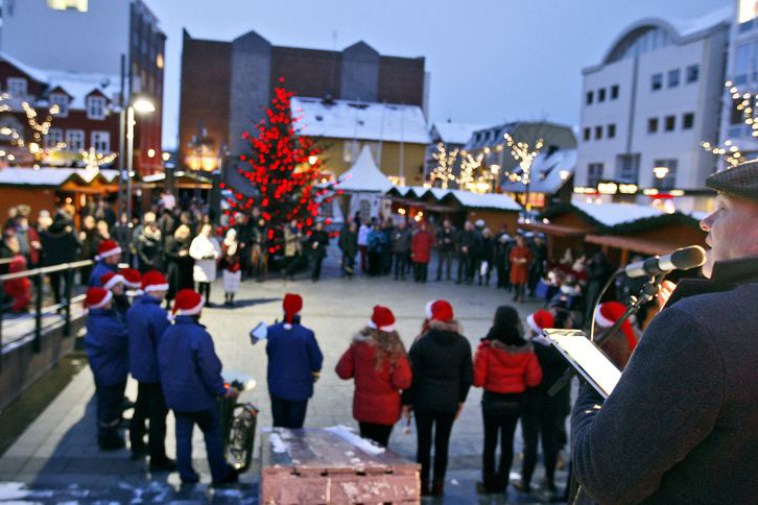 Celebrate Christmas In Iceland 50 Degrees North
