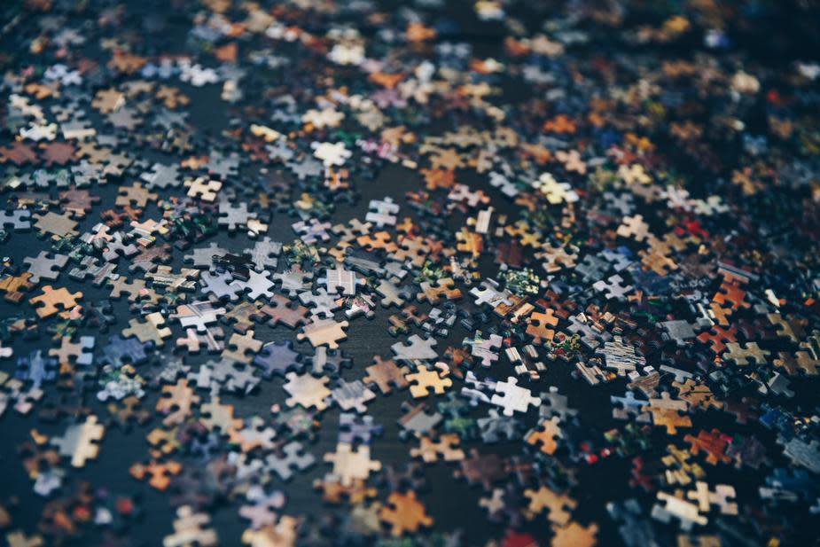 puzzle-piece-mess 925x