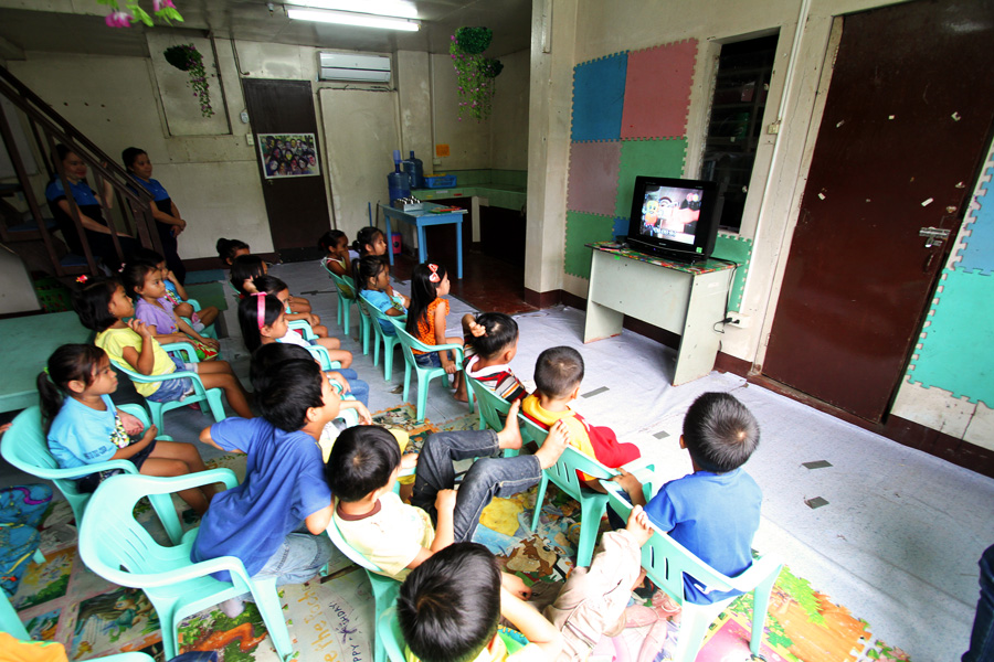 Children In Poverty With Television