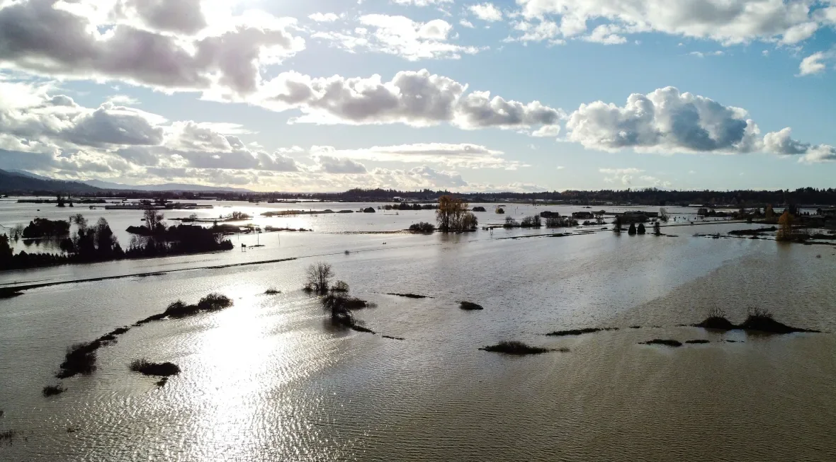 abbotsford-highway-1-flooding-2021