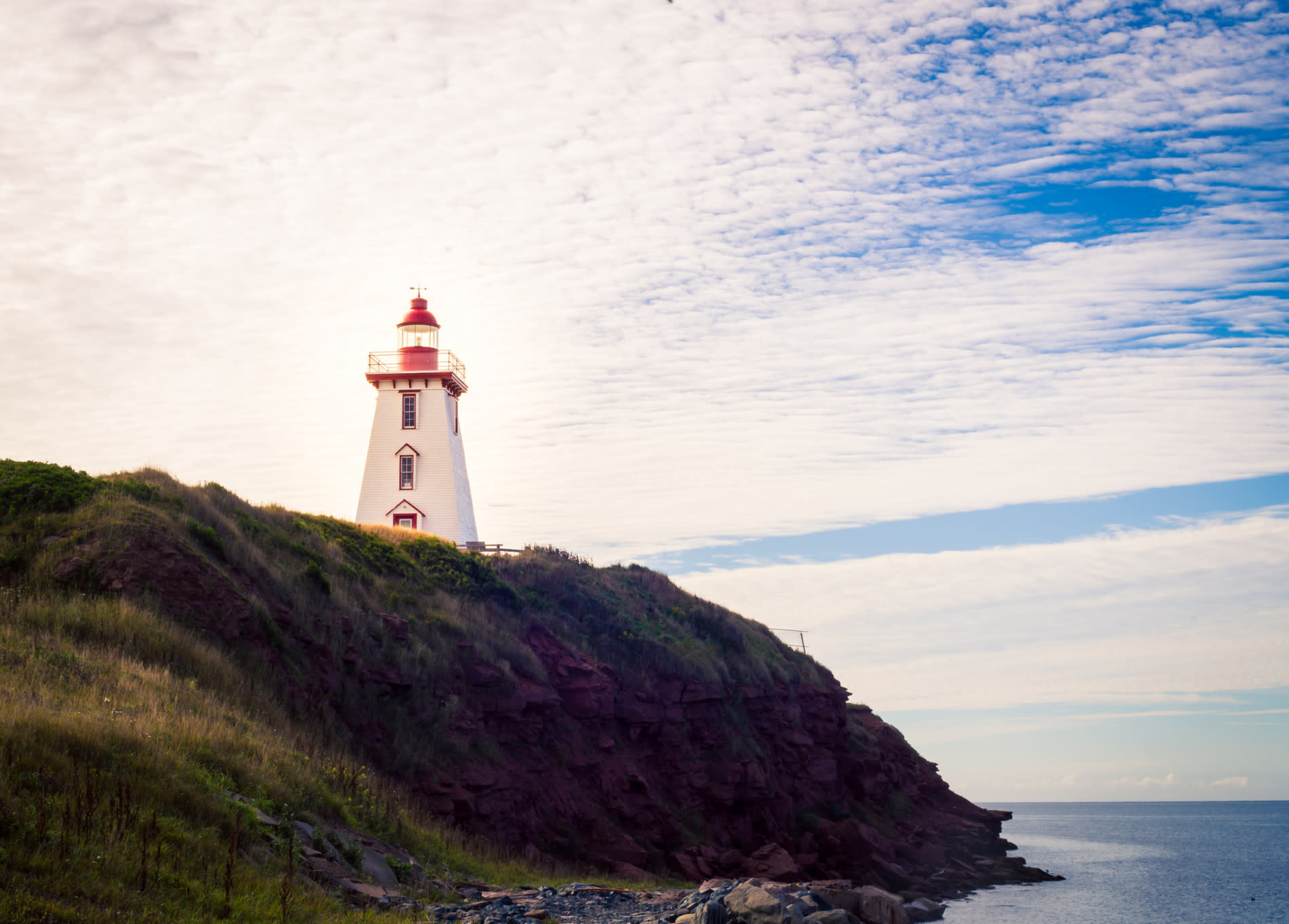 PEI lighthouse (rustyl3599. iStock / Getty Images Plus)