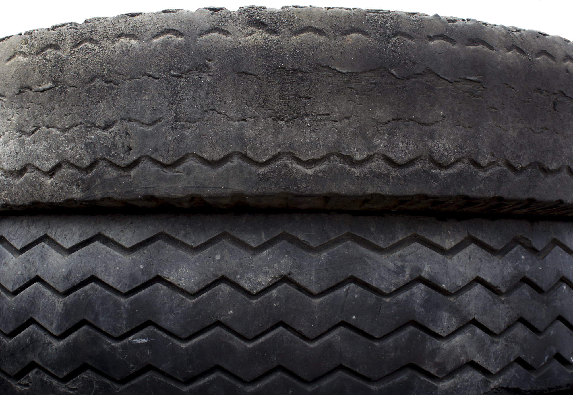 Worn Tire vs New Tire