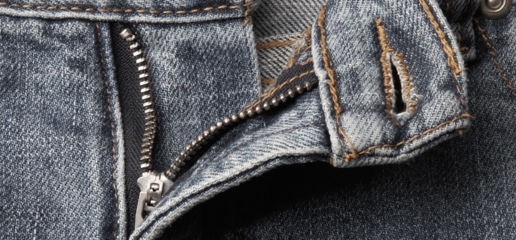jeans med åben lynlås