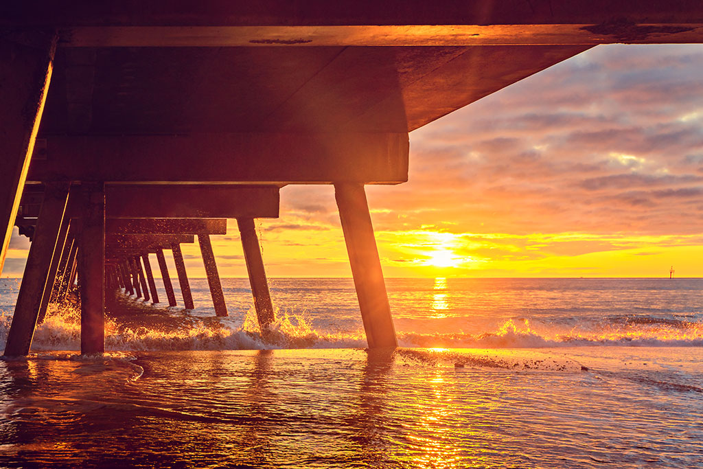 sunset-view-from-under-glenelg-jetty-sa