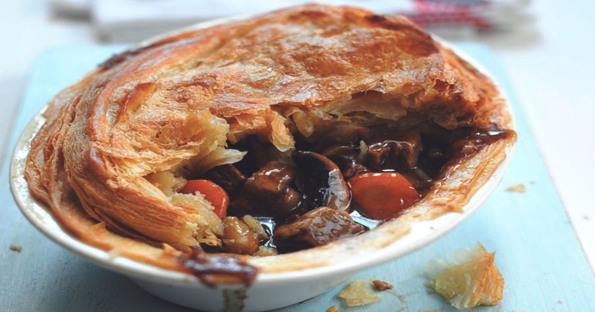 Quorn Meat Free Steak Strips Ale and Mushroom Pie
