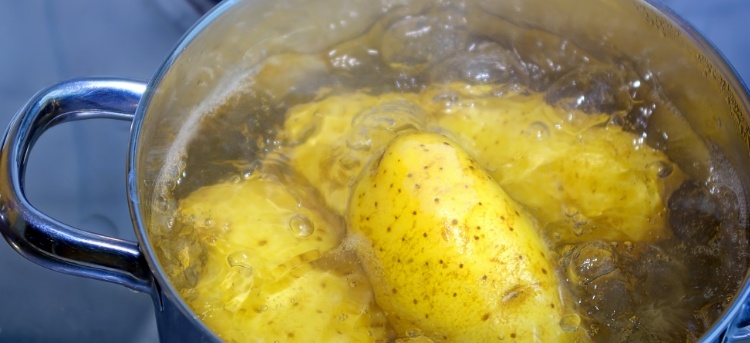 potatis i vatten
